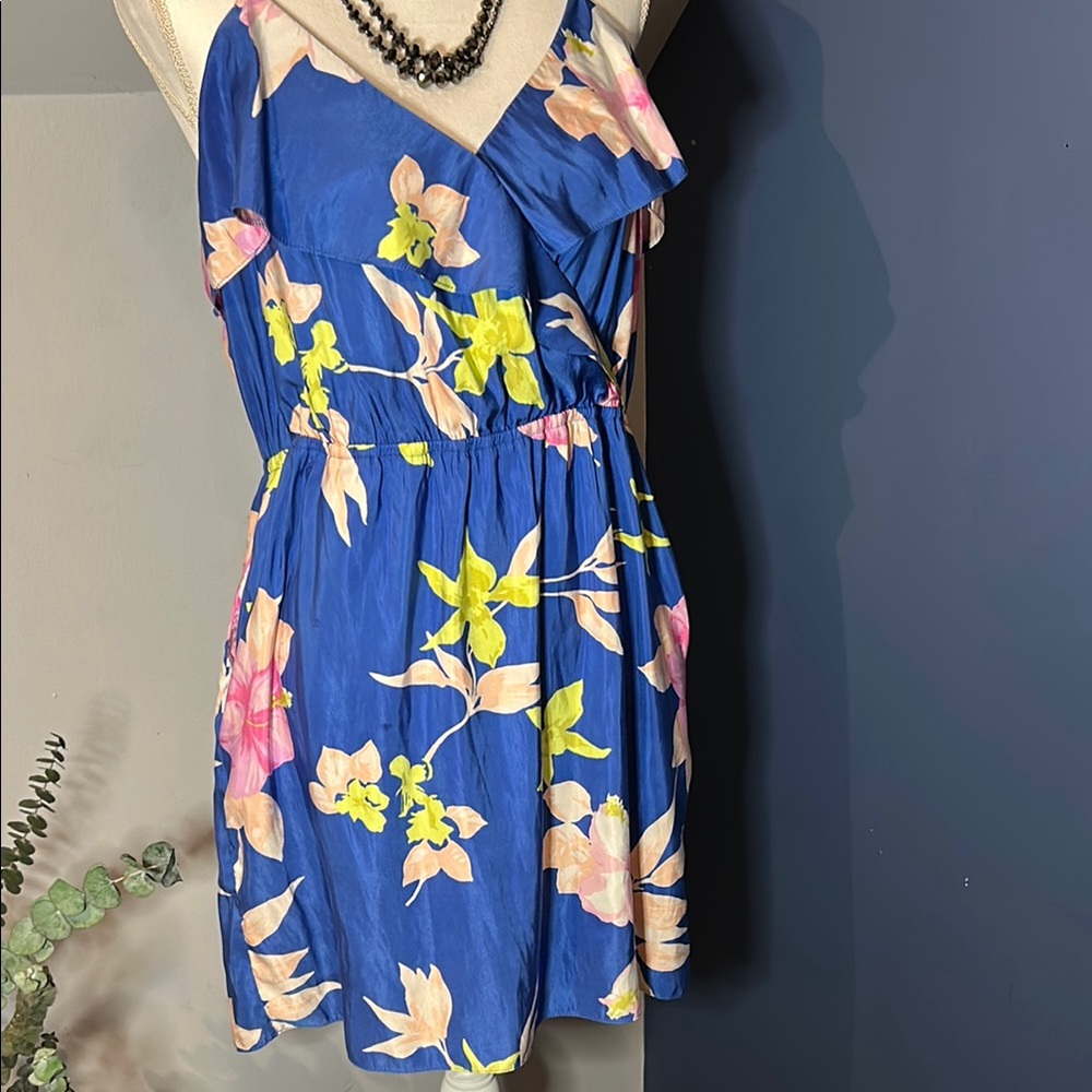 Floral Blue Sleeveless Dress